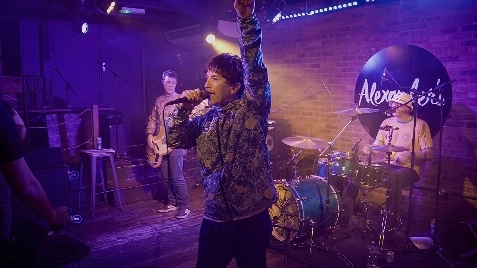 Ultimate Stone Roses ft Corteeners @ Alexander's Live Chester - I Wanna Be Adored